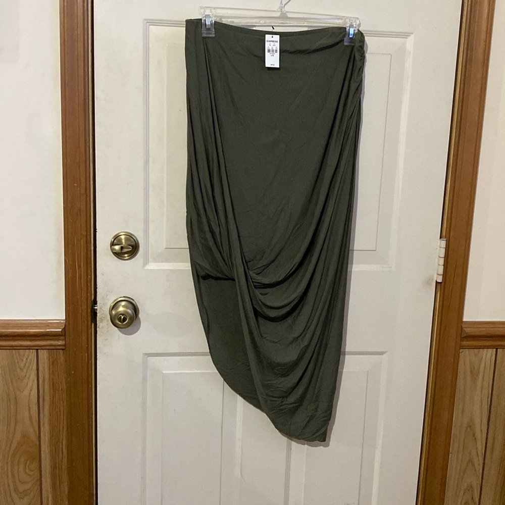 Express Women’s Skirt Large NWT